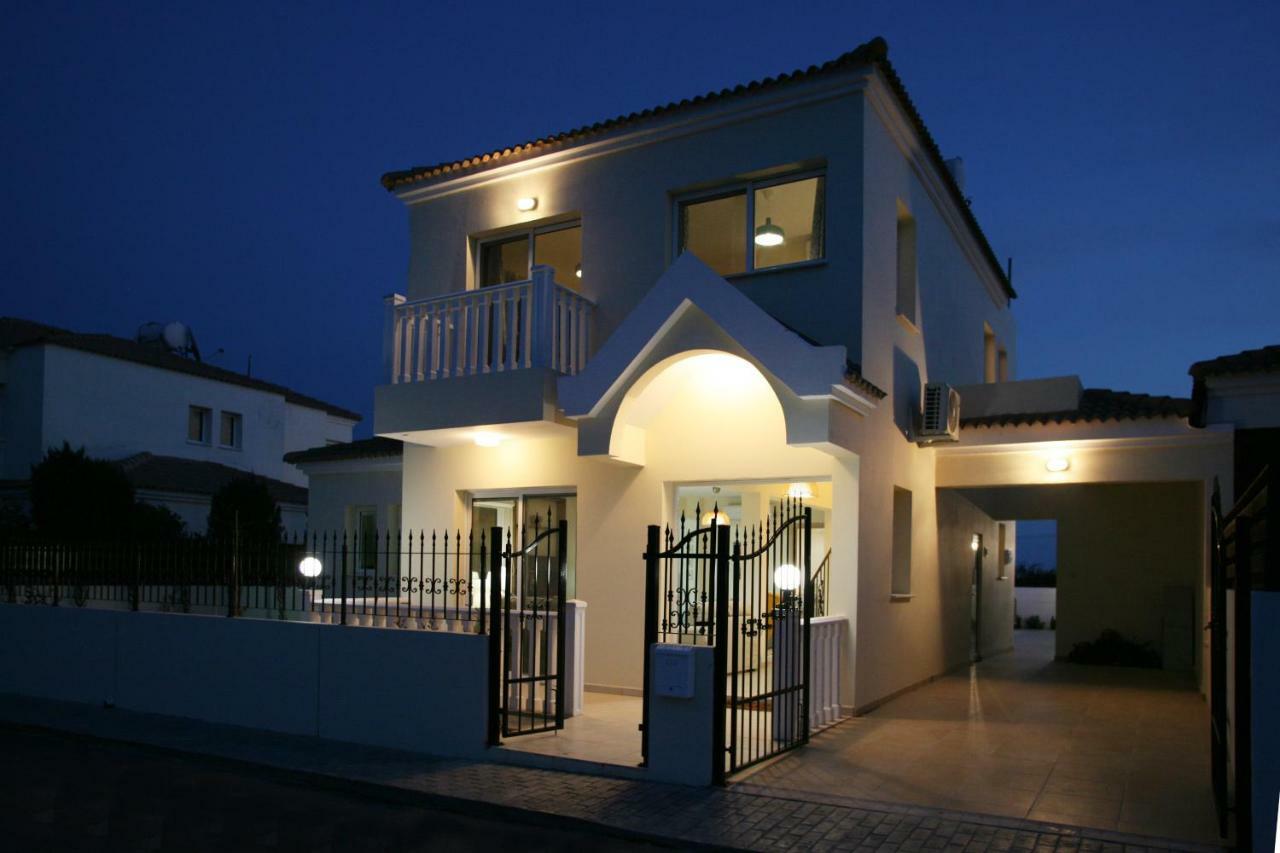Villa Carmel Agia Napa Buitenkant foto